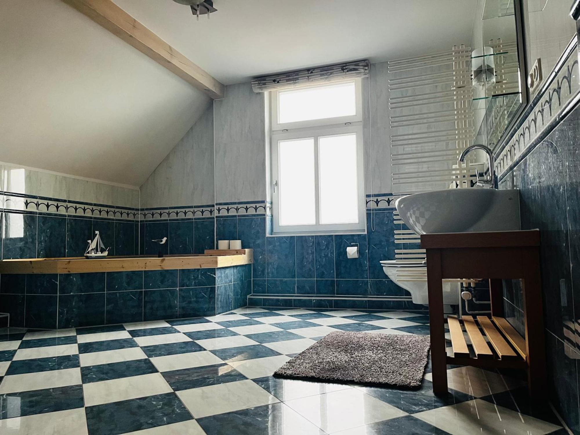 Kapitaenshaus An Der Warnow Mit Sauna Rostock Exteriör bild